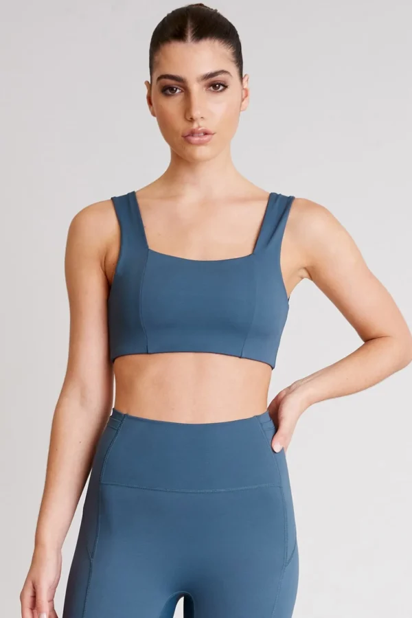 Sports Bras<ALL FENIX Hustle Square Neck Sports Bra PacificGreen